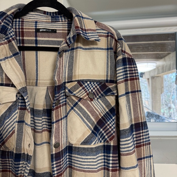 Plaid Shacket Jacket - Picture 5 of 8